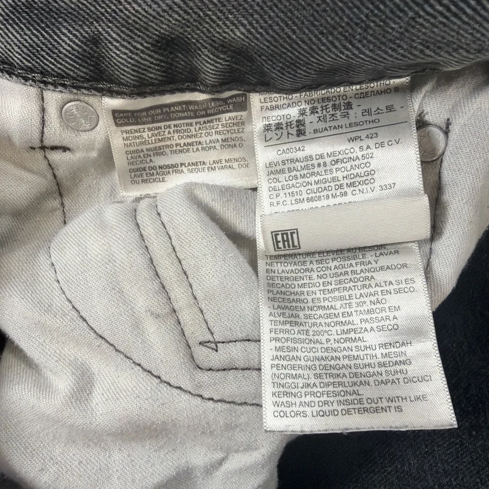 Levi Black Jeans 550 36 X 36